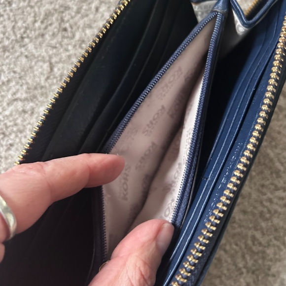 🔴FREE With 75$+ Purchase!!! Michael Kors Clutch Wallet - Picture 6 of 14